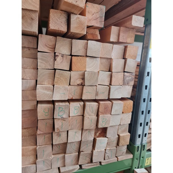 Restposten / Kantholz 70x70mm - Kanten gefast (abgerundet) - Sibirische Lärche