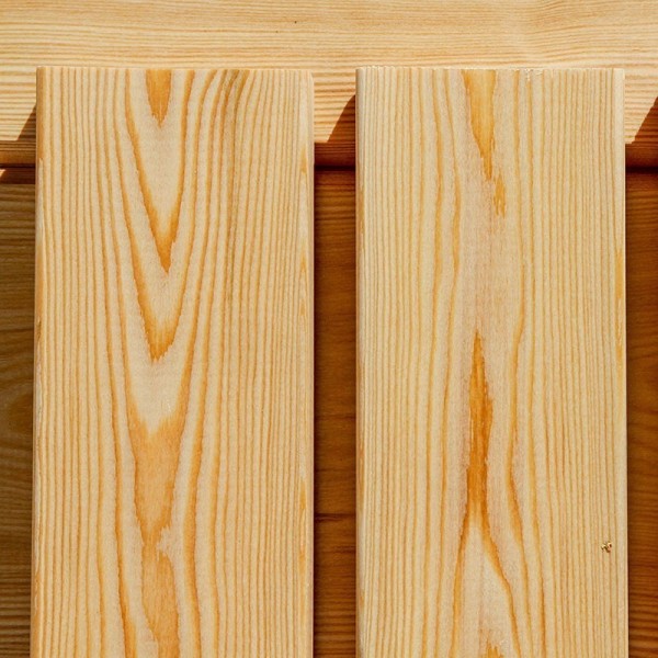 A-Sortierung / Glattkantbretter 28x90mm Sibirische Lärche